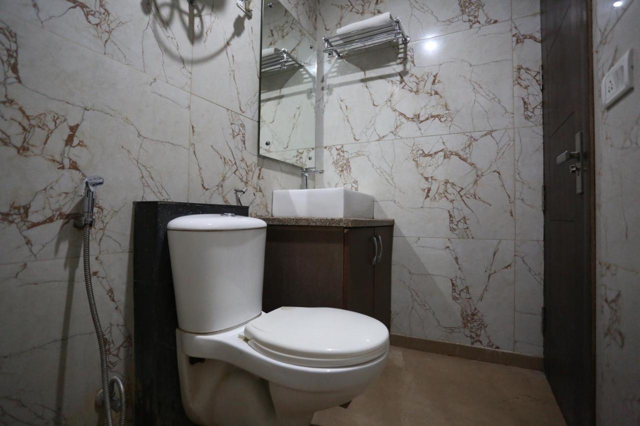 Hotel Sm Suits Near Delhi Airport-Unit By Grand Urban Luxury New Delhi Luaran gambar