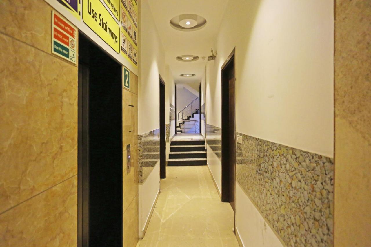 Hotel Sm Suits Near Delhi Airport-Unit By Grand Urban Luxury New Delhi Luaran gambar