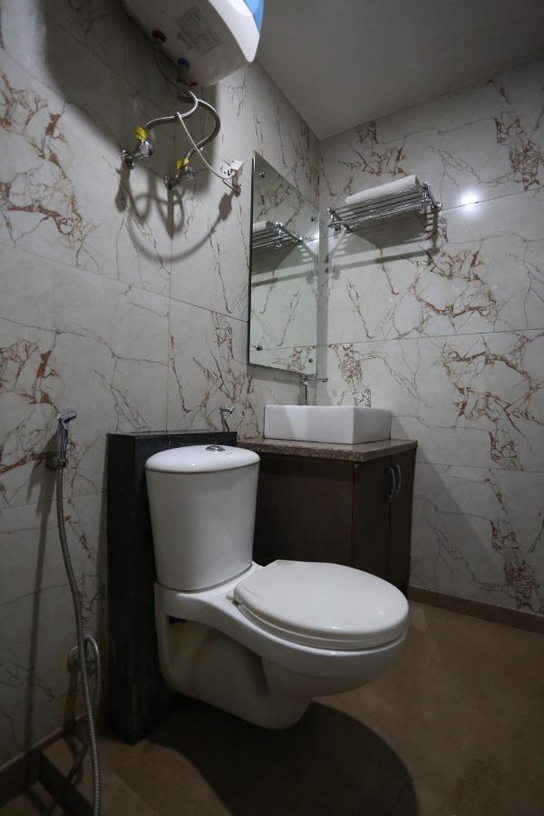 Hotel Sm Suits Near Delhi Airport-Unit By Grand Urban Luxury New Delhi Luaran gambar