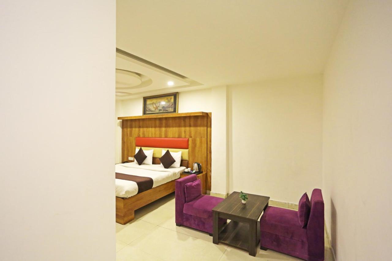 Hotel Sm Suits Near Delhi Airport-Unit By Grand Urban Luxury New Delhi Luaran gambar